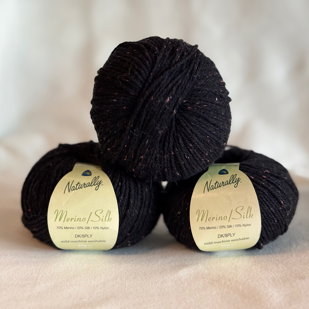 Merino & Silk Yarn Lot – Black Charcoal Tweed with pink fleck - 150g