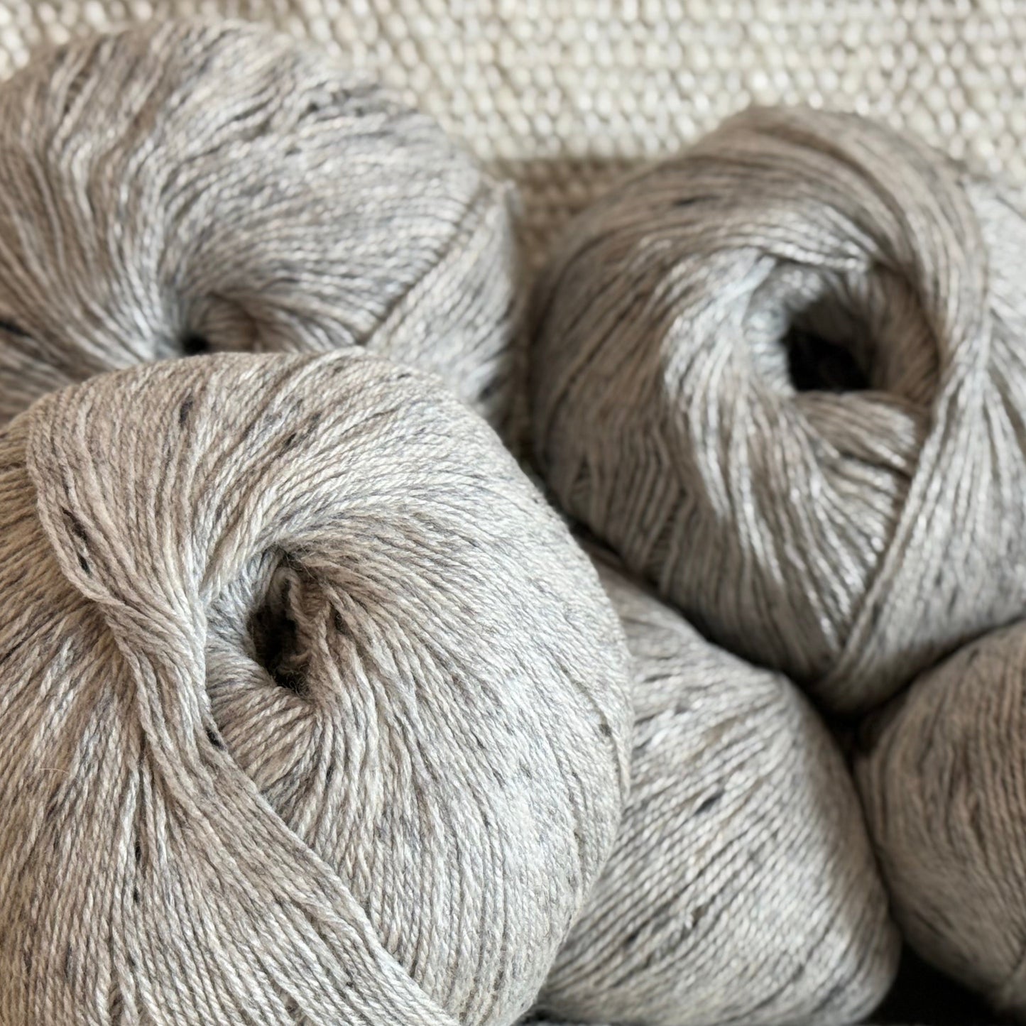 100% Cashmere Lace Yarn – 5 Colourways